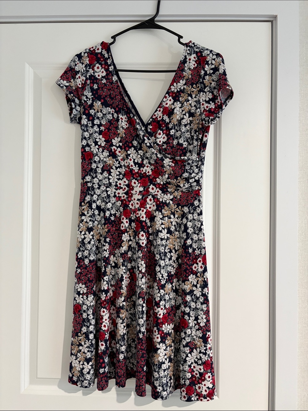 Kaileigh Floral V-Neck Fit & Flare Dress in Red, Navy & Cream